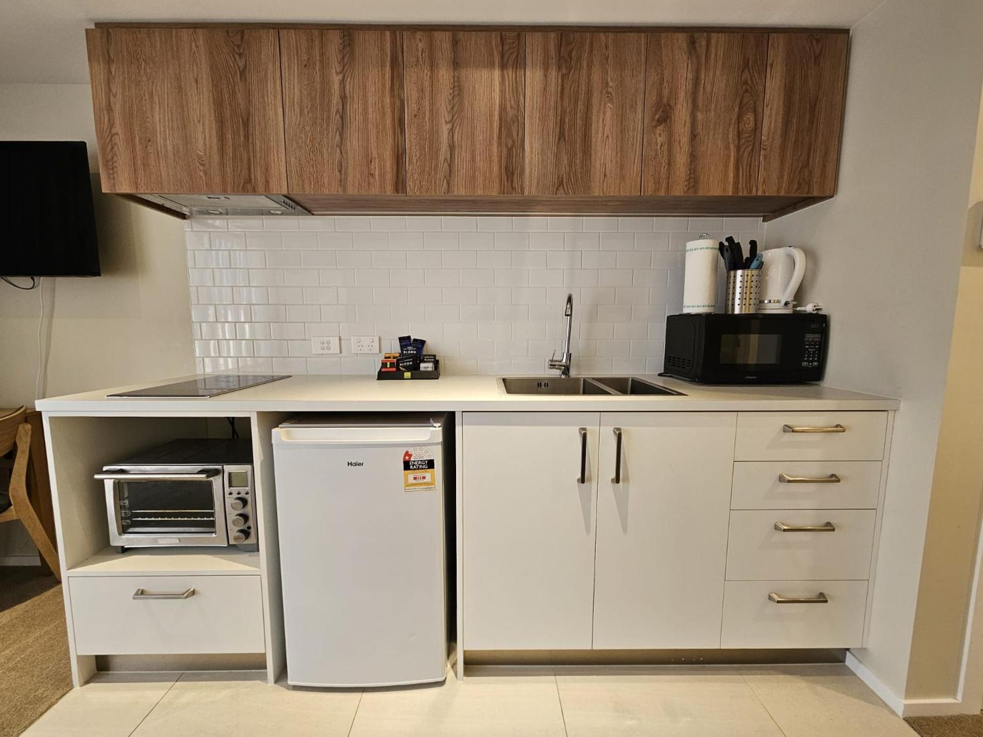 Queenstown Studio - 5Mins To Airport - Aircond - Free Wifi - Walk To Centre エクステリア 写真