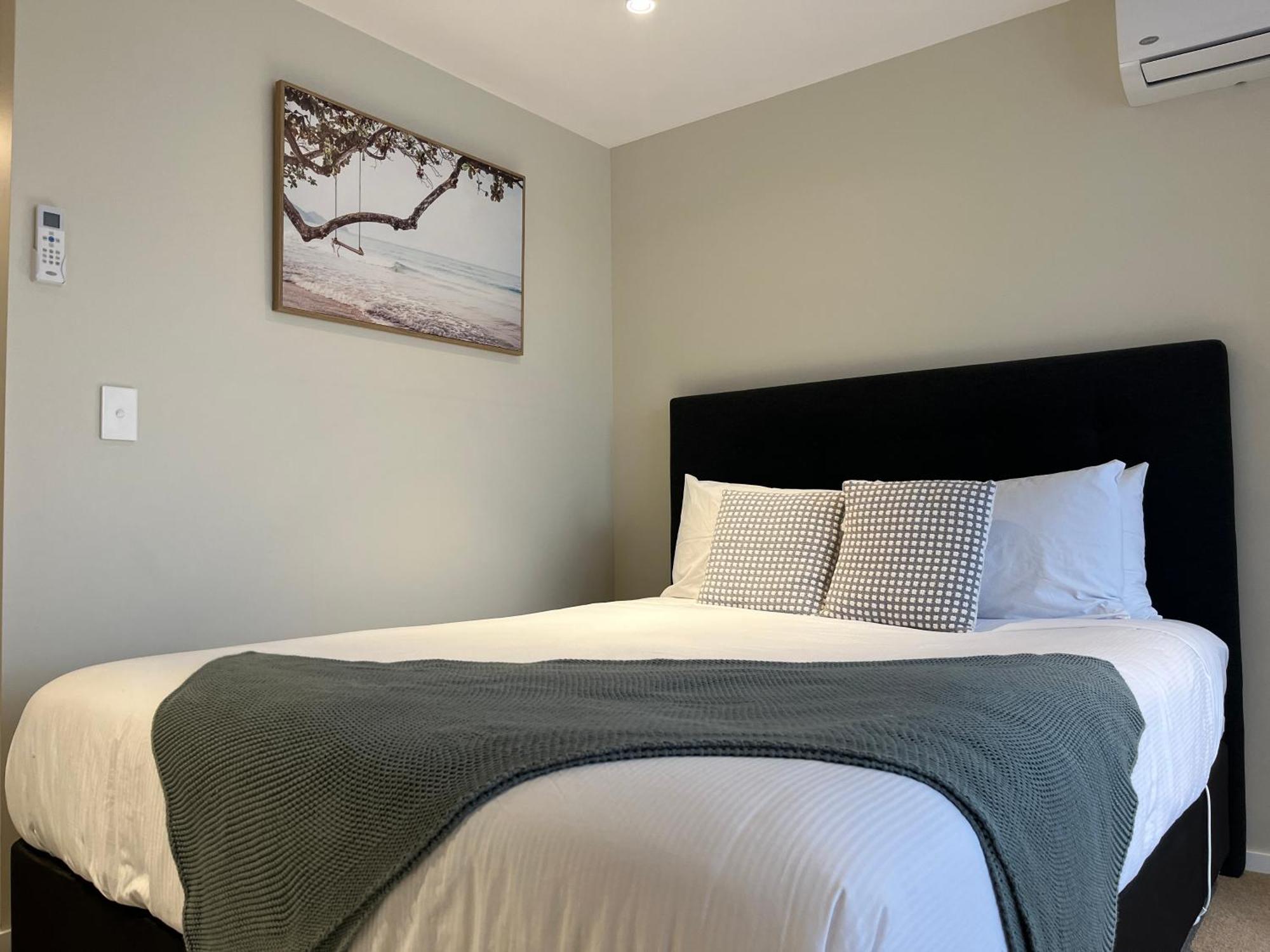 Queenstown Studio - 5Mins To Airport - Aircond - Free Wifi - Walk To Centre エクステリア 写真
