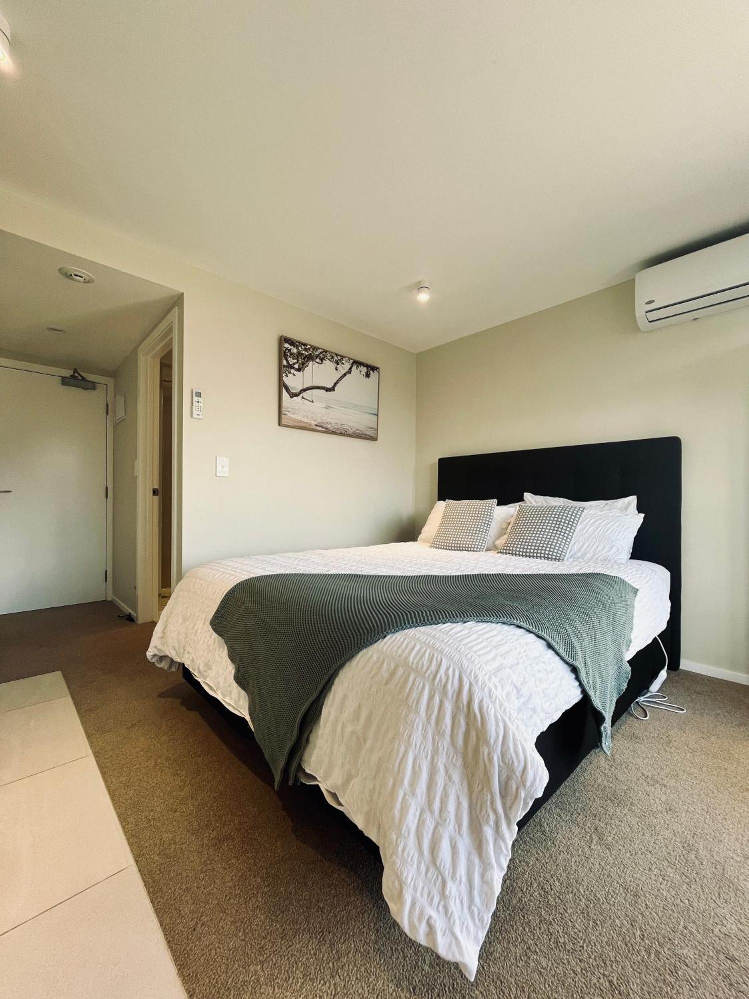 Queenstown Studio - 5Mins To Airport - Aircond - Free Wifi - Walk To Centre エクステリア 写真